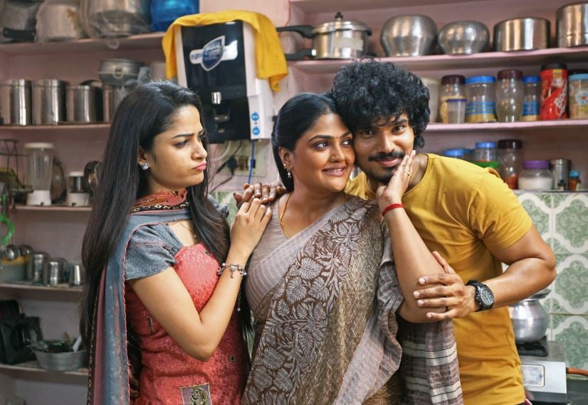 Nitya Shetty in Nuvvu Thopu Raa