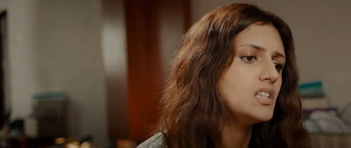 Nivaashiyni in Mullum Malarum