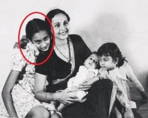 Nutan with her mother and younger sisters Tanuja and Chatura