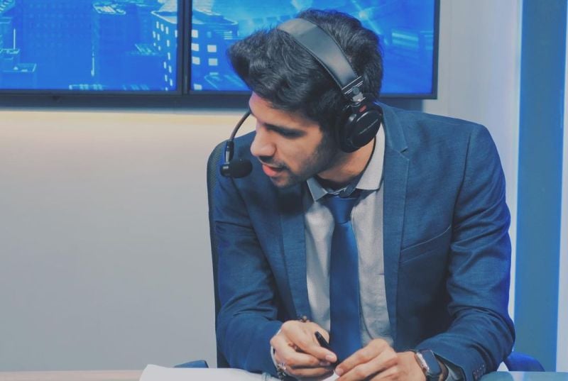 Ocean Sharma in the middle of casting a tournament