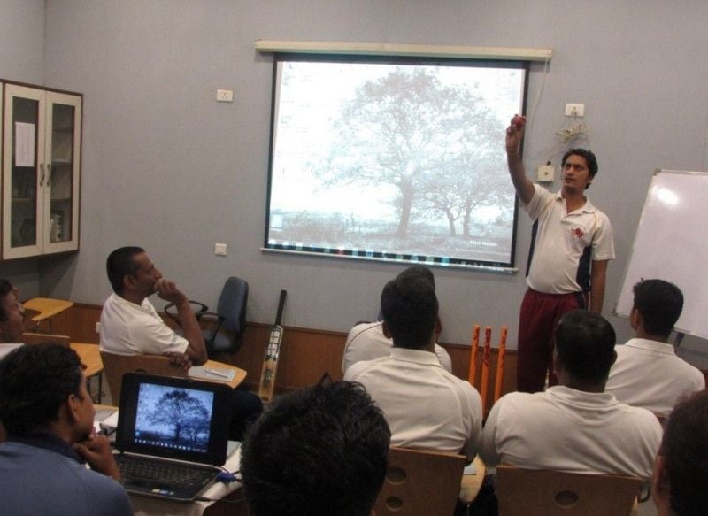 Omkar Salvi giving bowling tips at Sharad Pawar Cricket Academy