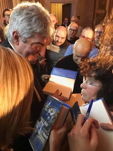 Paolo Rossi at the signing event of his autobiography 