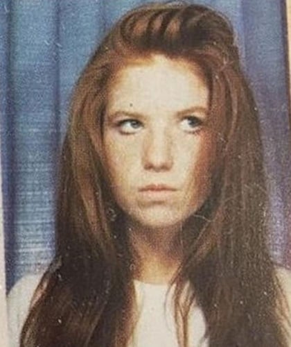 Patsy Palmer in her teens