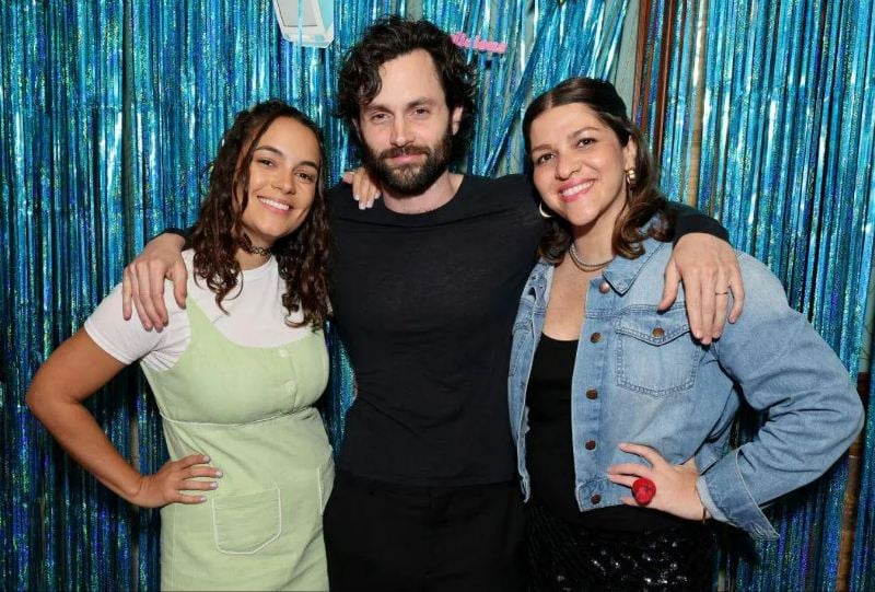 Penn Badgley with his co-hosts Sophie Ansari (left) and Nava Kavelin (right) at the premiere of a new podcast in June 2022