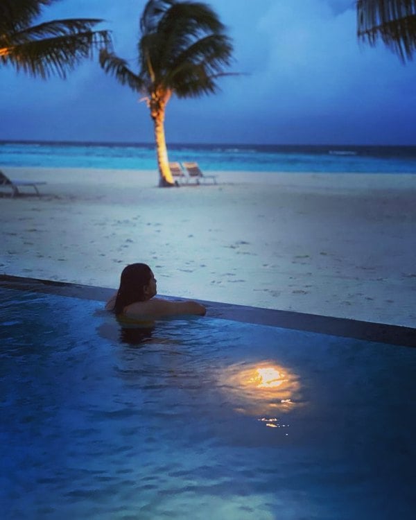 Photo of Alifia Zojwala while enjoying her vacations in Maldives