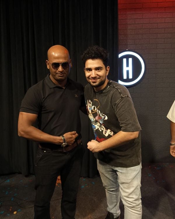 Photo of Amin Khan with Samay Raina on the set of the show India