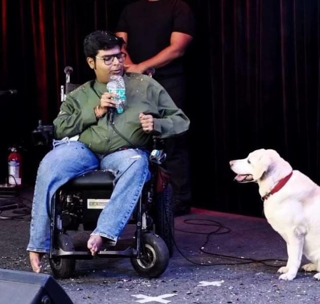 Photo of Karn Sharma and his dog on the set of the show India