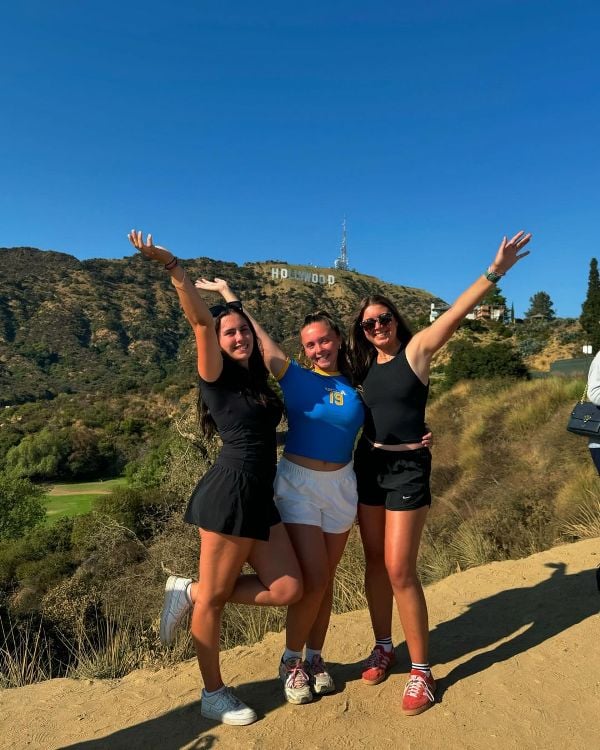 Photo of Maddie Hamilton (left) with her friends in Los Angeles, California
