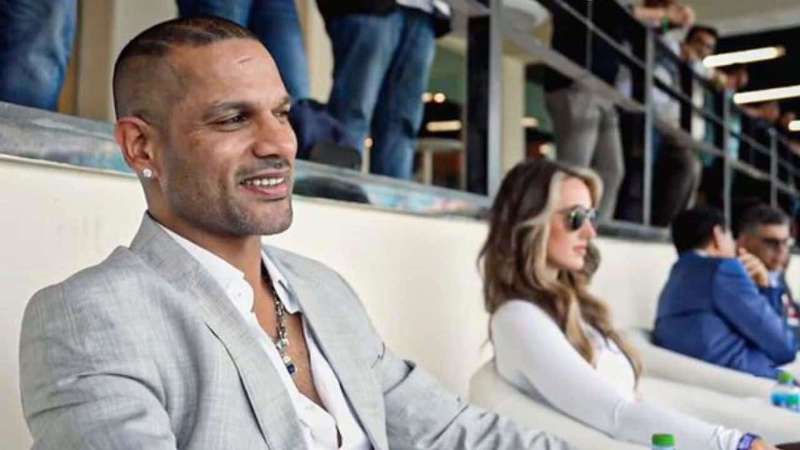 Photo of Shikhar Dhawan and Sophie Shine toether during the match