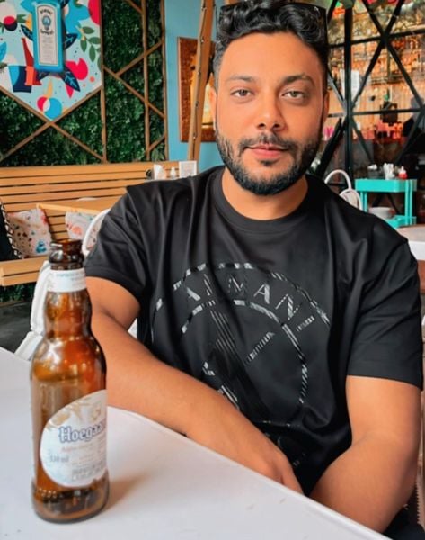 Piyush Gujjar drinking beer