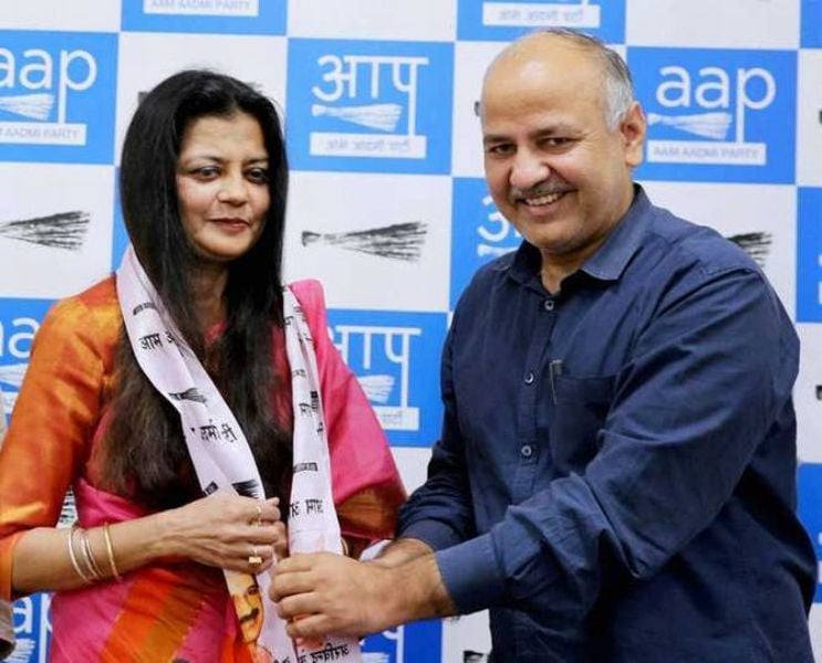 Poonam with Manish Sisodia