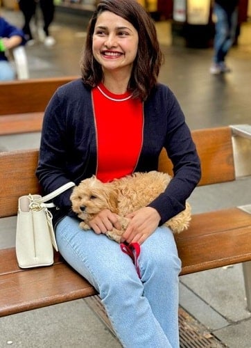 Prachi Desai with her pet dog