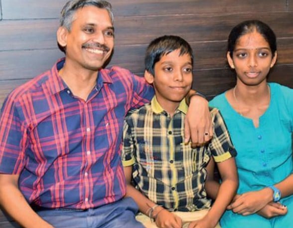 Pragg and Vaishali with GM R.B. Ramesh