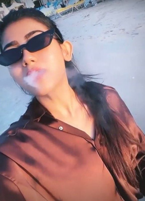 Prantika Das smoking hookah