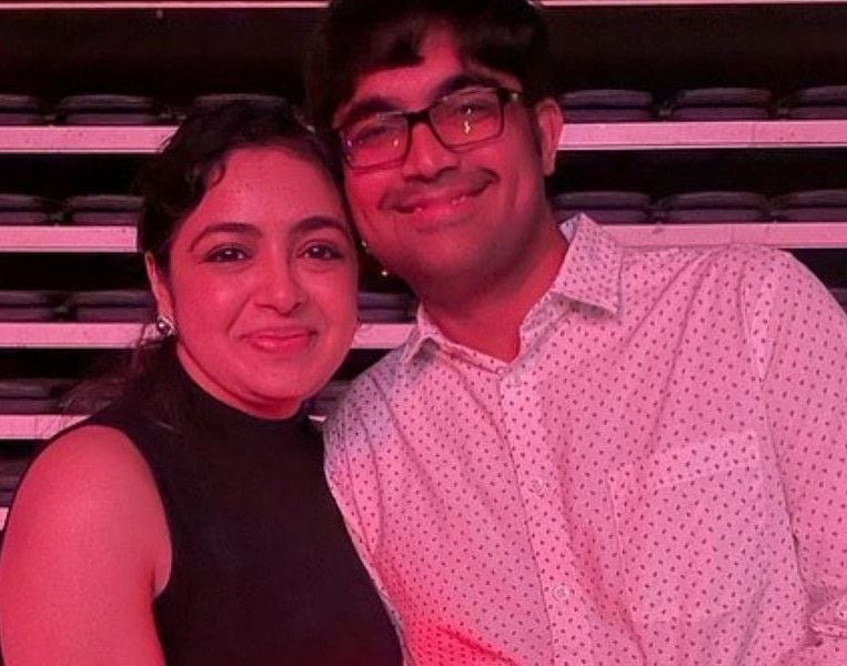 Prasanna Sankar with Dhivya Sashidhar