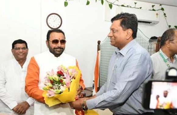 Prataprao Jadhav while being appointed as the Union Minister of State in the Ministry of Health and Family Welfare