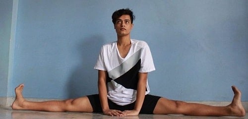 Prateek Sachdeva practising dance