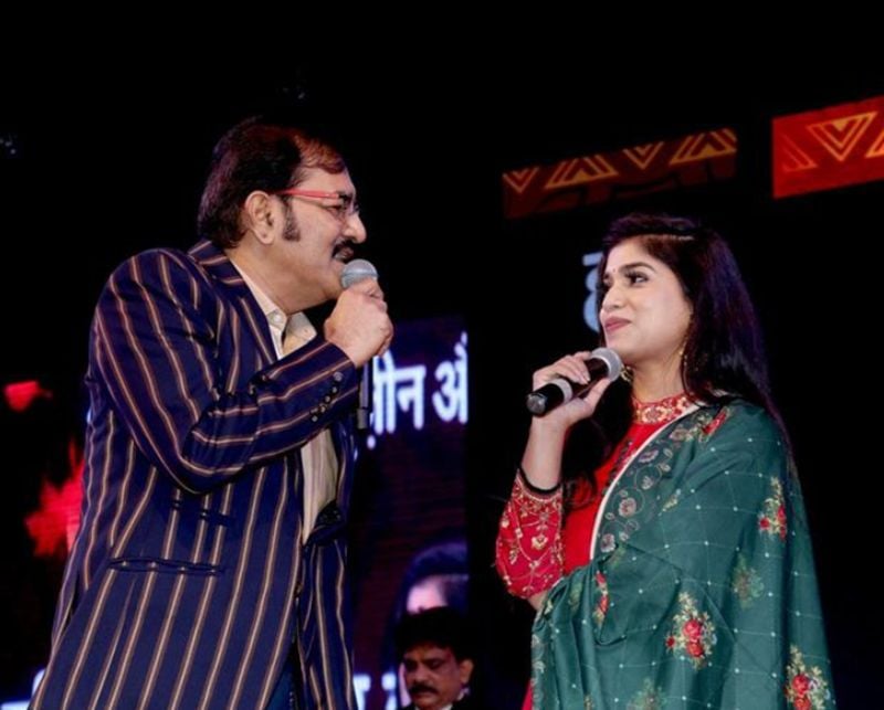 Pratika Sood with Sudesh Bhosale