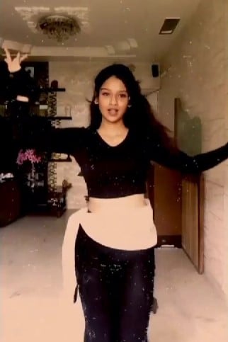 Prerna Singh while practicing dance
