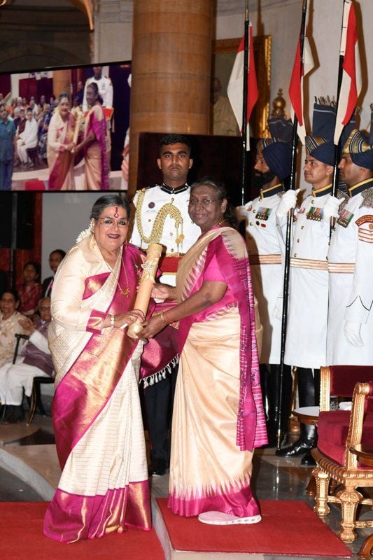 President Droupadi Murmu presents Padma Bhushan in the field of Art to Usha Uthup