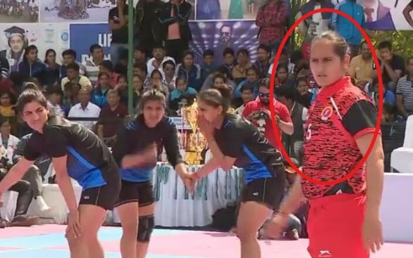 Priyanka Kadyan during a kabaddi match against Himachal Pradesh in Senior Nationals Kabaddi Championships (2020)