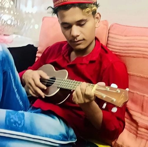 Priyanshu Kshatriya playing Ukulele