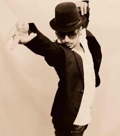 Pruthvi Ambaar while performing moonwalk