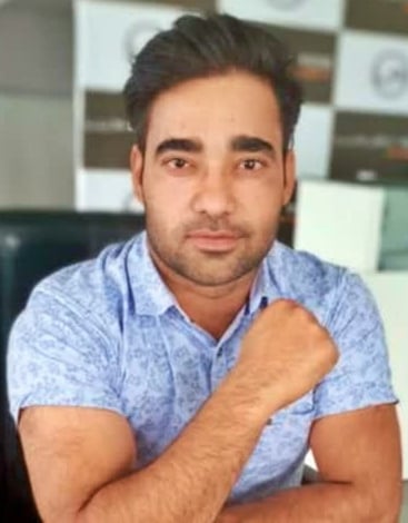 Pulkit Arya working as resort owner