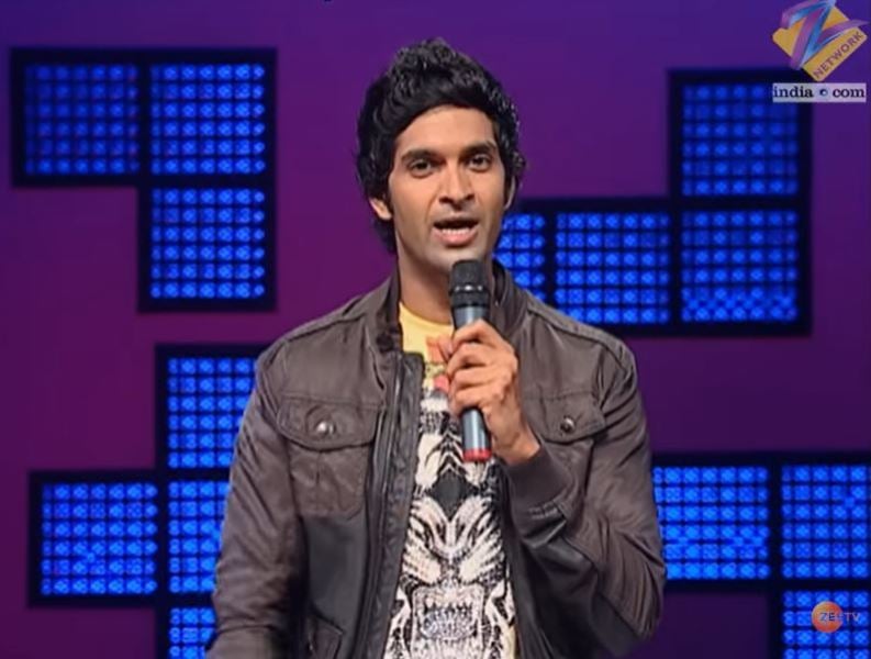 Purab Kohli while hosting the show 