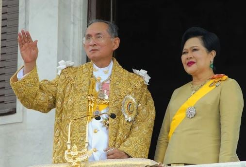 Queen Mother Sirikit with her deceased husband