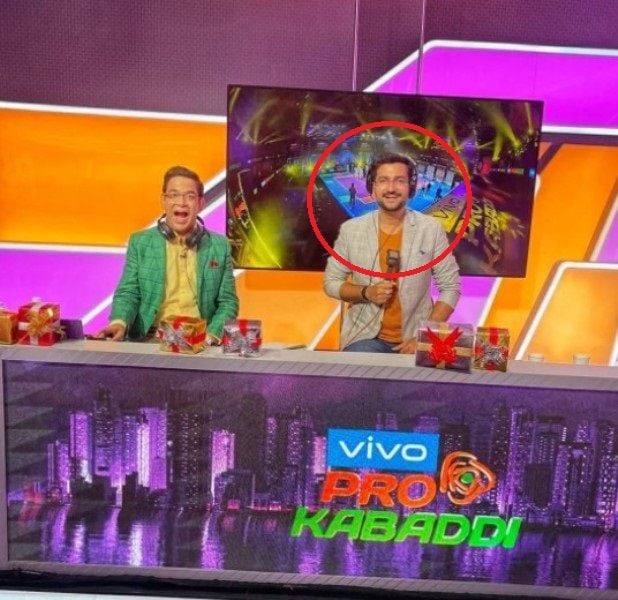 RJ Aabhimanyu anchoring during VIVO Pro Kabaddi