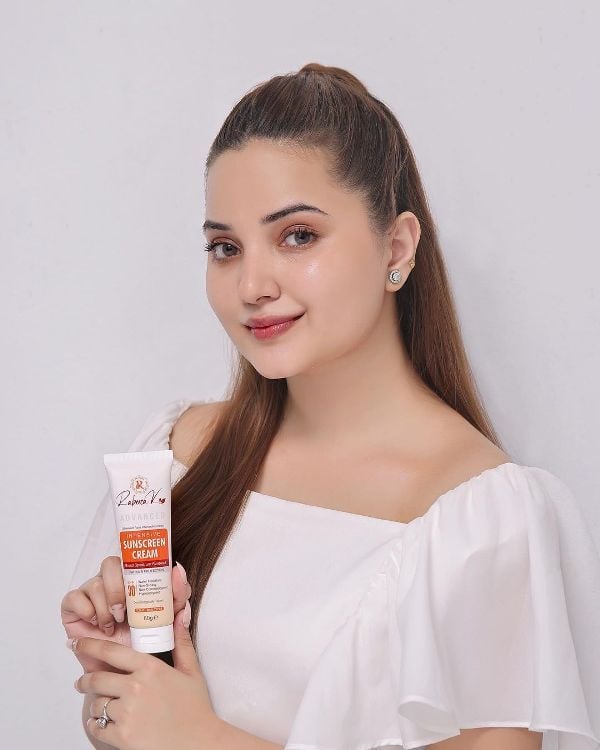 Rabeeca Khan endorsing her product
