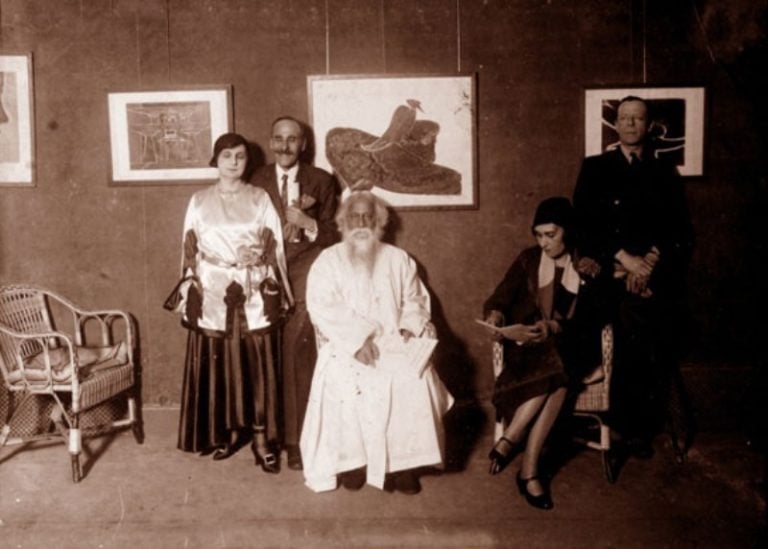 Rabindranath Tagore and Victoria Ocampo (both sitting)