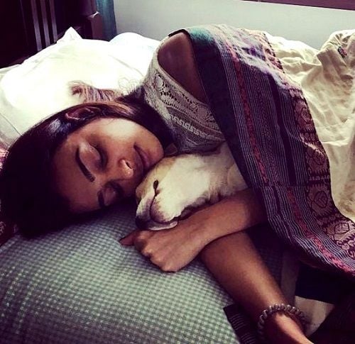 Radhika Apte with Her Dog