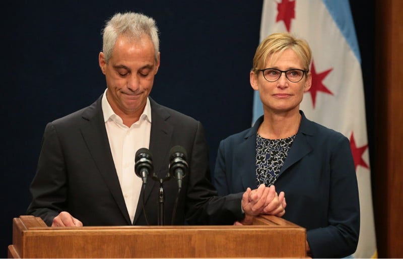 Rahm Emanuel, with his wife, while announcing that he decided not to run for reelection as Mayor of Chicago