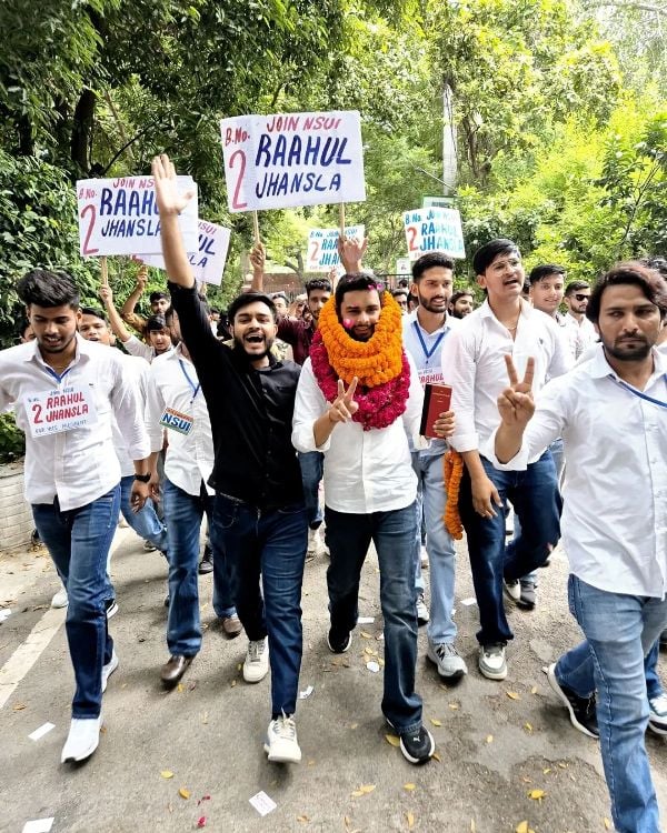 Rahul Jhansla campaigning for the elections