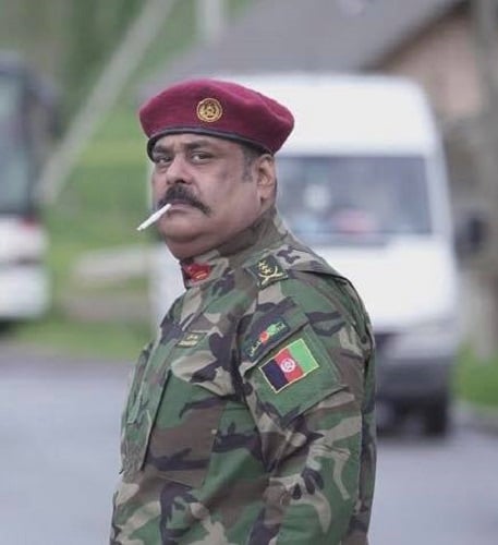 Rahul Mittra in Torbaaz