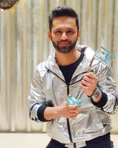 Rahul Vaidya Holding His Award