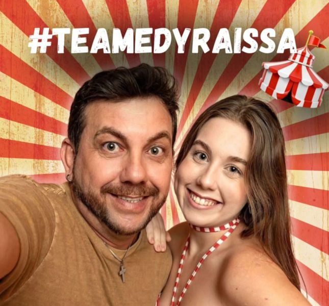 Raissa Simões with her father Edilberto as contestants of the twenty-fifth season of the Brazilian reality TV show titled 