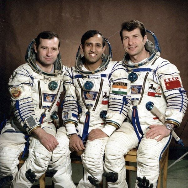 Rakesh Sharma With Ship Commander Yury Malyshev (right) And Flight Engineer Gennady Strekalov (Left)