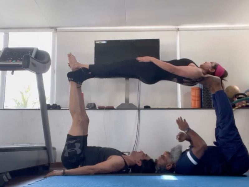 Ramesh Dembla (bottom left) exercising with his friends