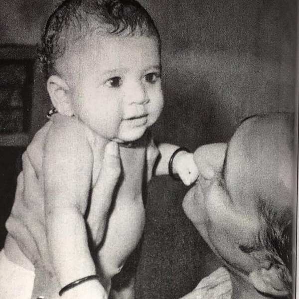 Ramesh Tendulkar Playing With The Baby Sachin Tendulkar