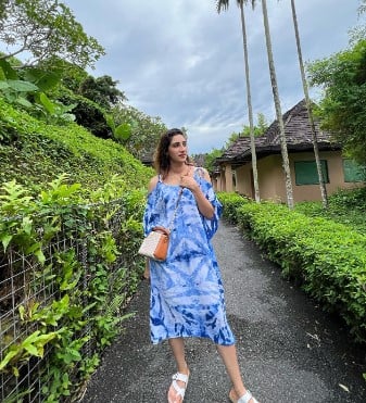 Rana Nadya while enjoying a trip