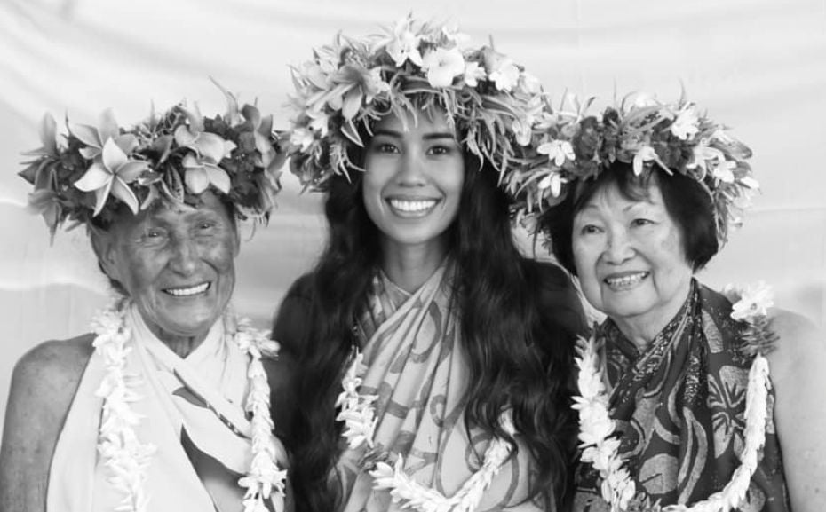 Ravahere Silloux with her grandparents