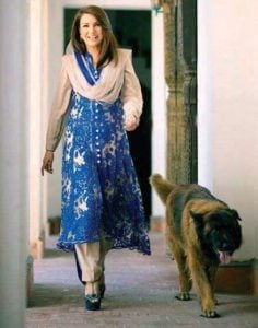 Reham Khan, a dog lover