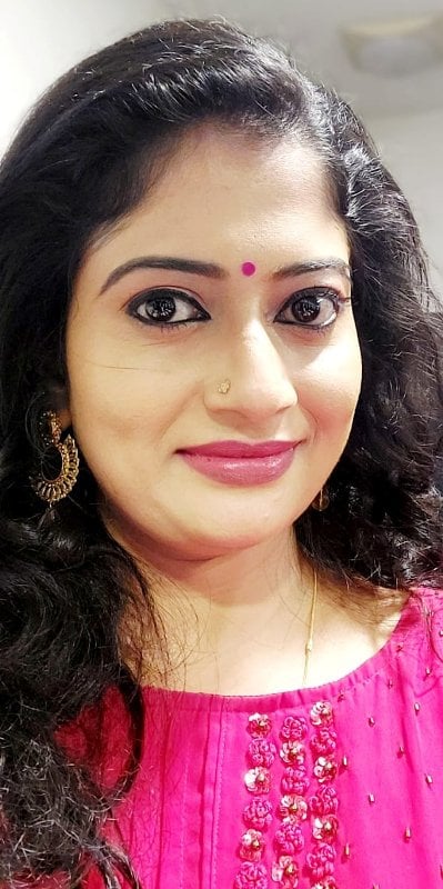 Renjusha Menon during the shoot of a TV serial