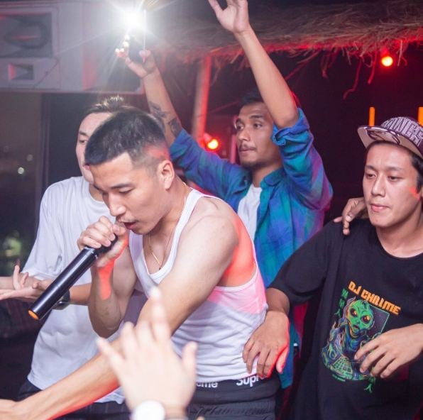 Rigden Nadik Bhutia performing at a bar