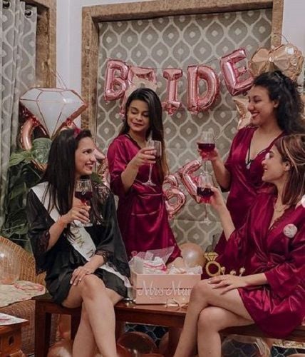 Riya Jain with her Friends