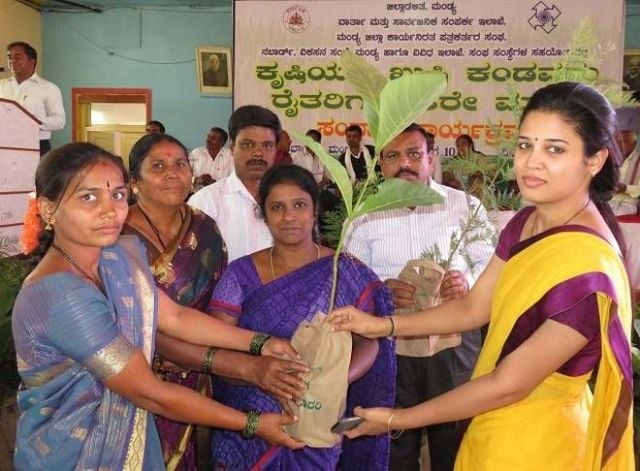 Rohini Sindhuri with villagers