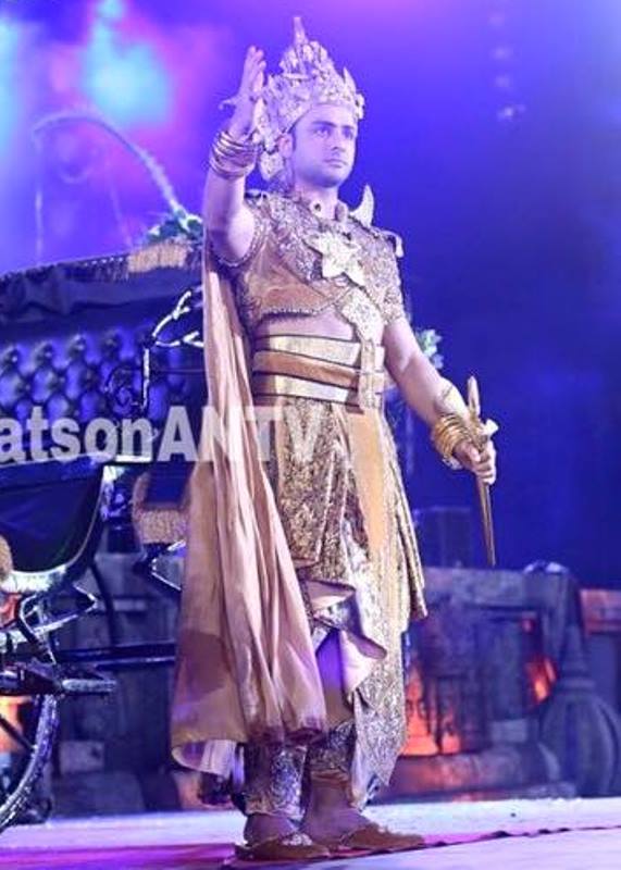 Rohit portraying the character of Raja Pengging